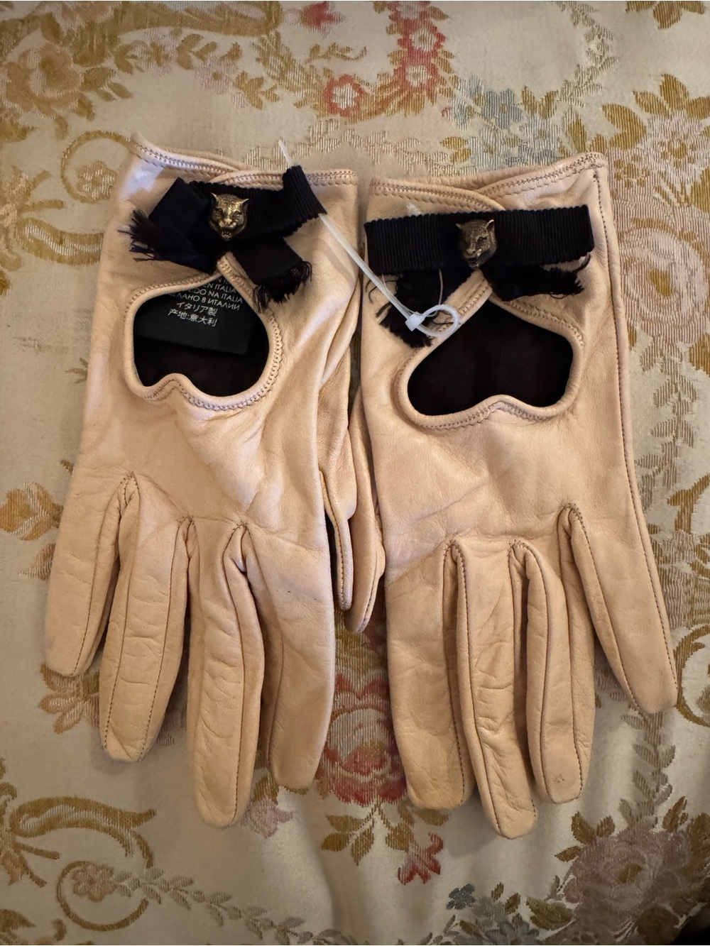 Gucci Nappa Leather New Gloves Size Small Pale Pink - Picture 2 of 13